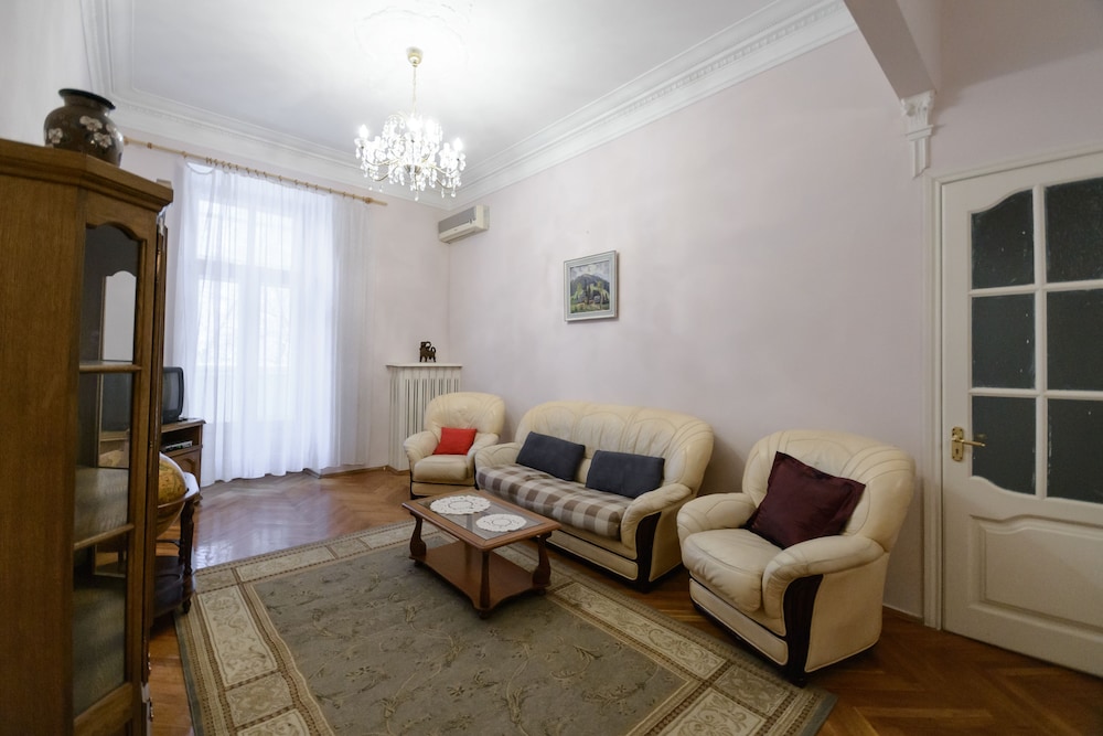 Kiev Accommodation Hotel Service