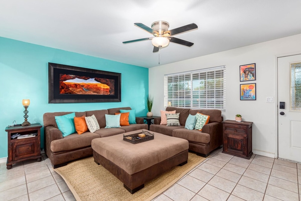 Sunset ASU Private Pool Updated Kitchen Baths