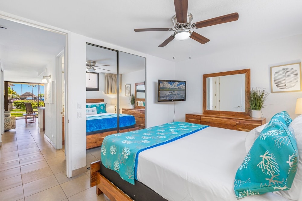 Papakea H107 1 bedroom, 1 bath OceanView 1 Condo by RedAwning view 4