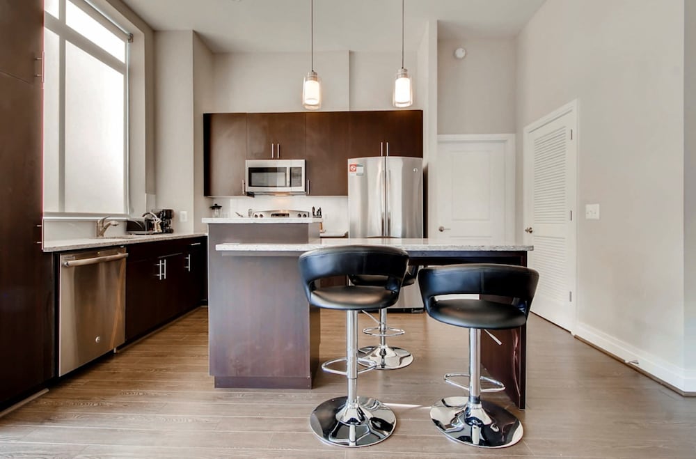 Bluebird Suites in Reston