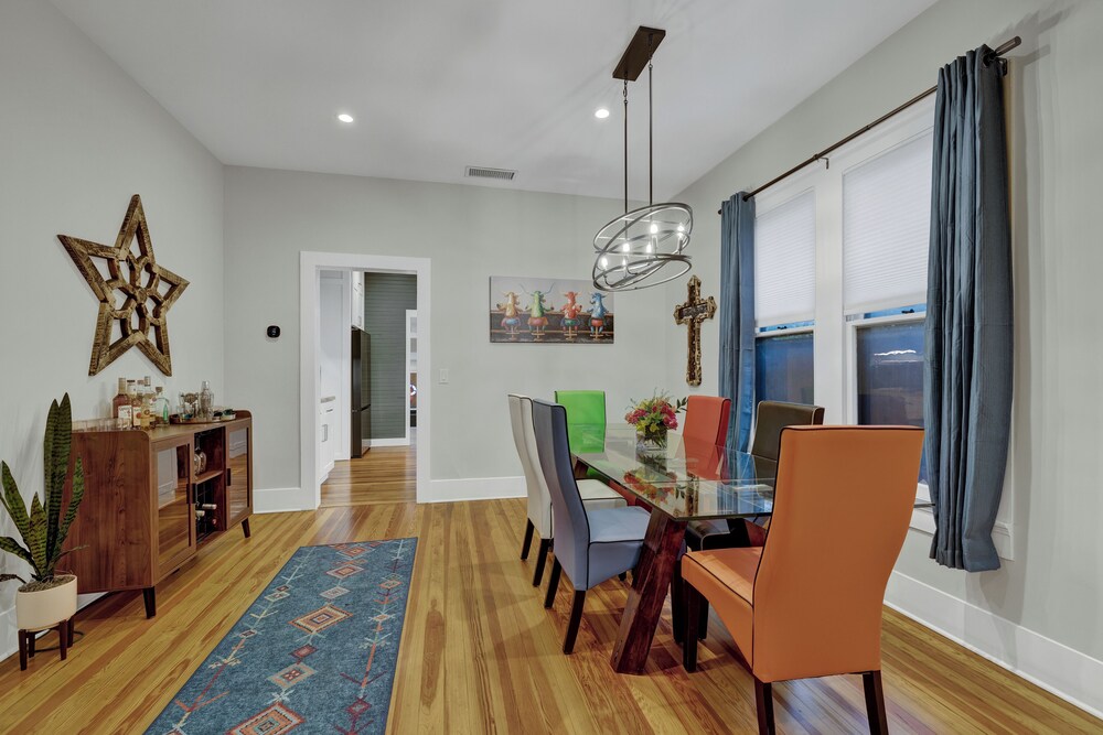 Tolle Haus: W/pool & Firepit-walk to Schlitterbahn, Comal Chutes & Downtown!