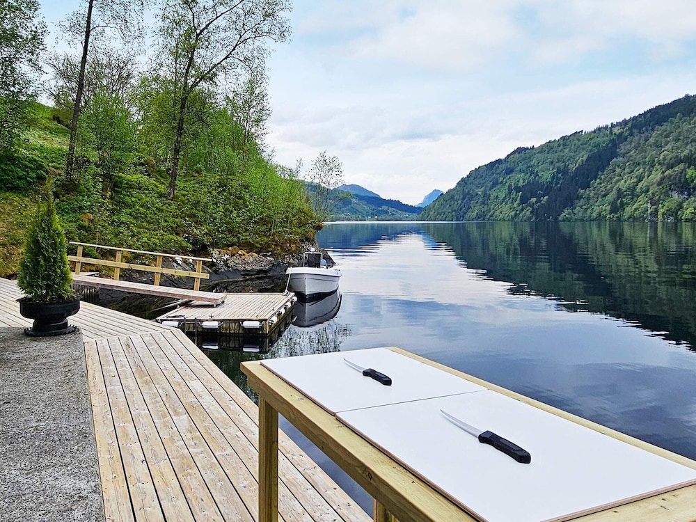 6 Person Holiday Home in Bygstad