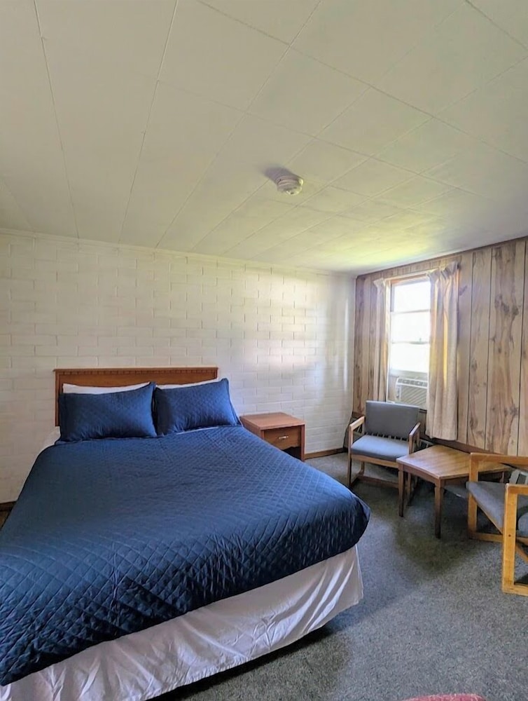 Cool City Motel