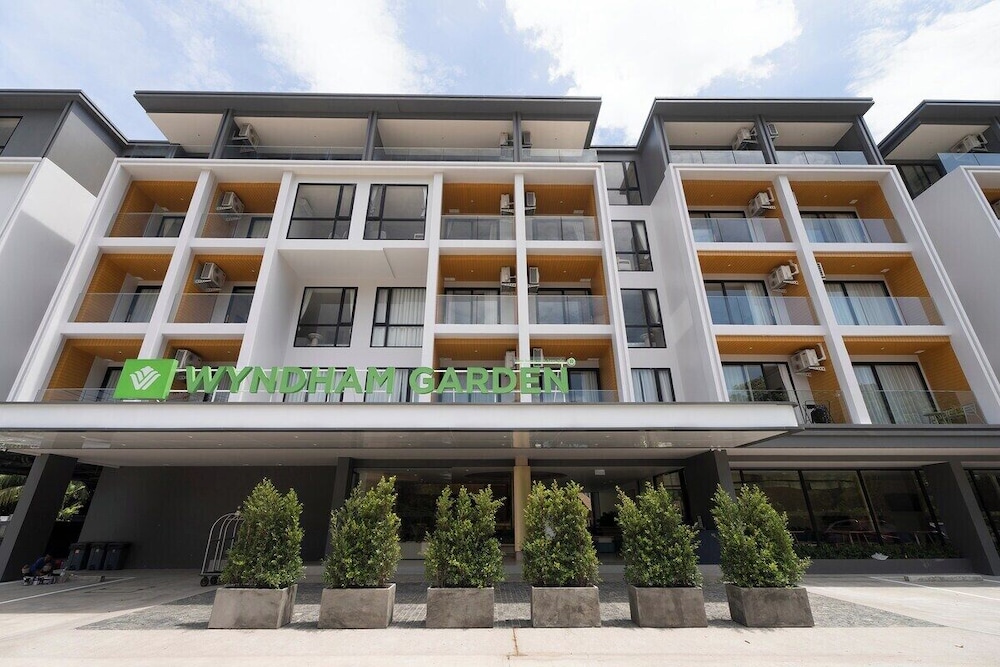 Beachfront 1501 2BR at Wyndham Naithon Phuket