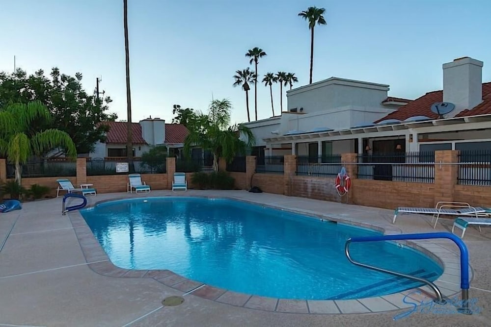 Western Gallery By Signature Vacation Rentals