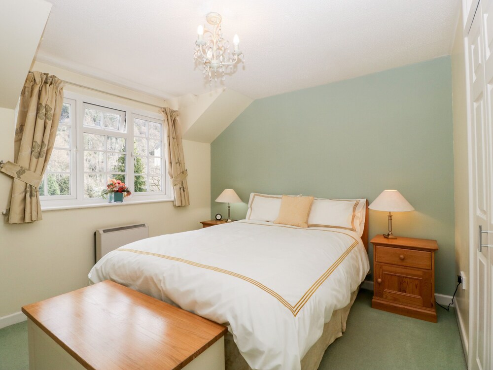 5 Wye Rapid Cottages