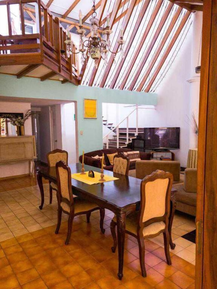 Gaudys Hotel