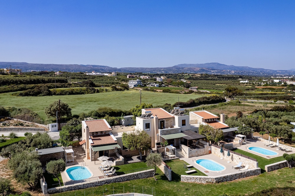 Villa Takis - Private Pool Superb Sea View
