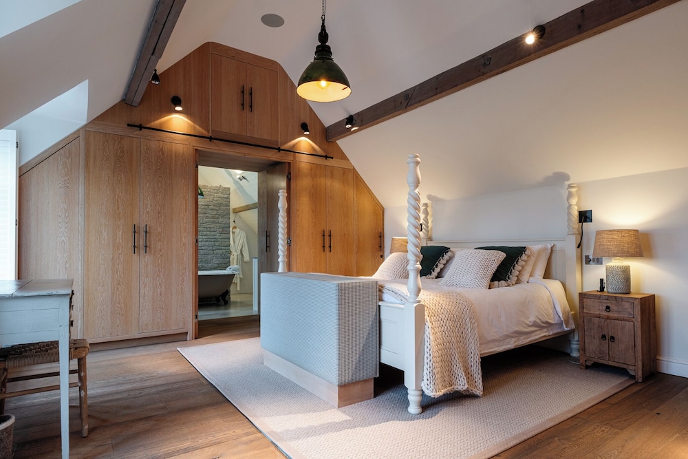 Stunning 6 BB Cottage & Annexe