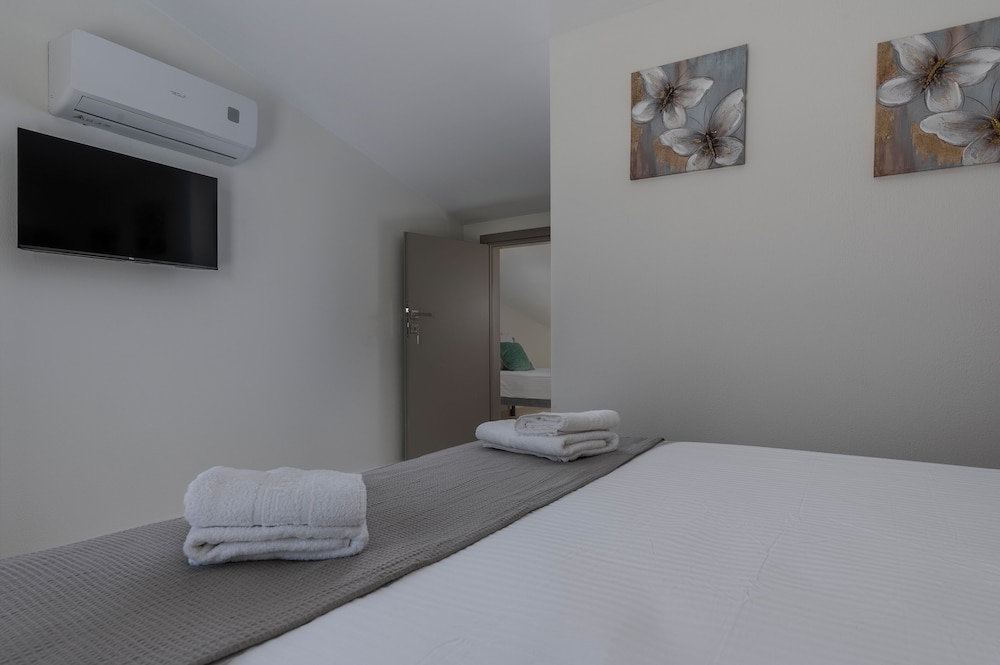 White Pearl Suites Halkidiki