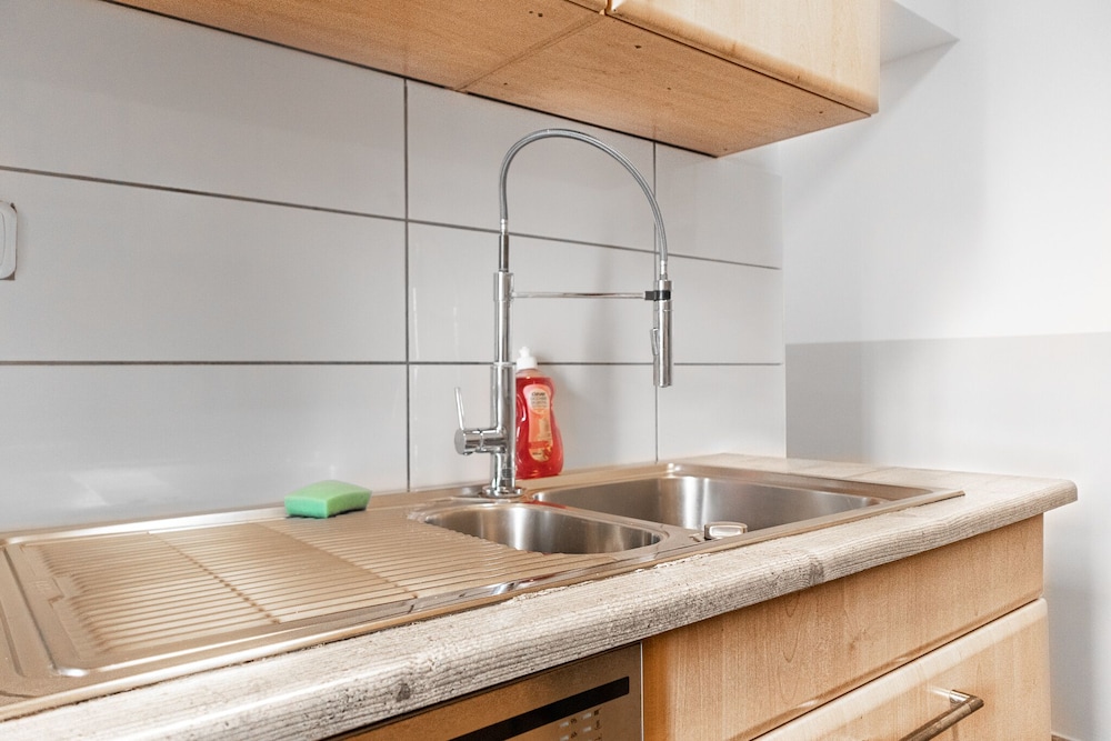 Relaxing 2BR shared Apt. U3 Enkplatz