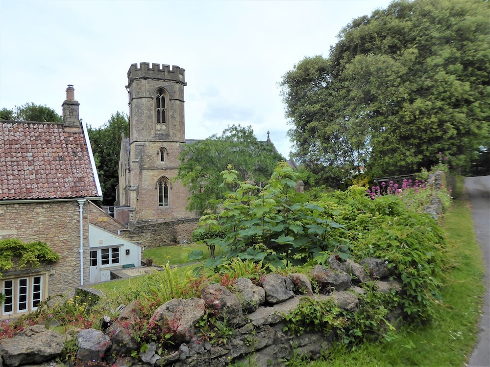 Photo 25