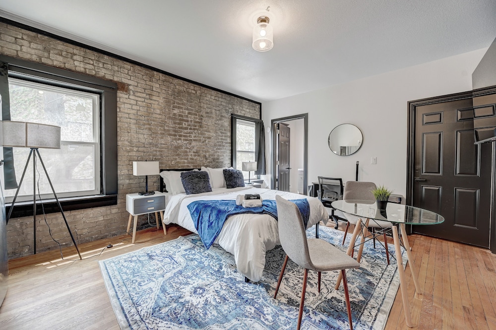 ROVE LIVING/KB - Prospect