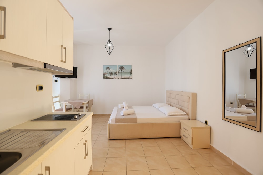 Michelle Apartments