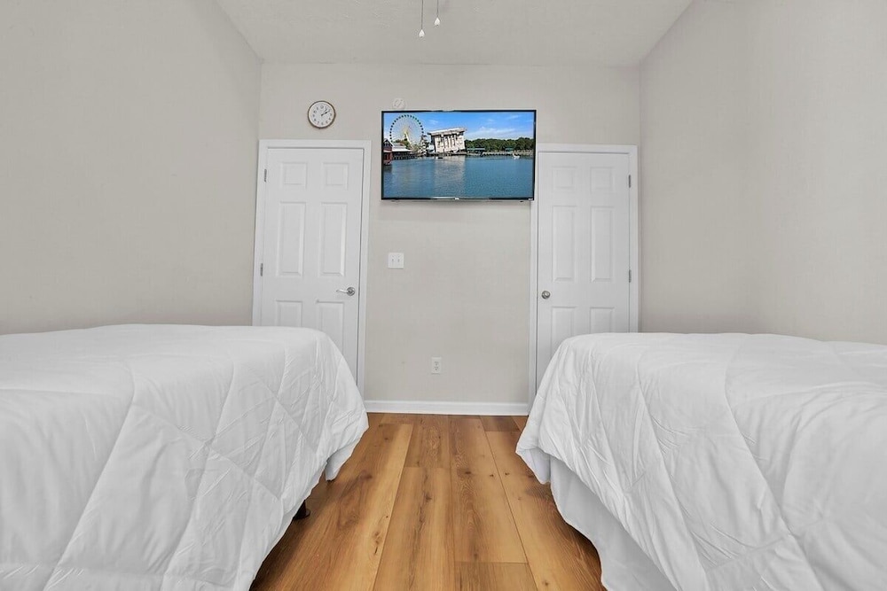 River Oaks 57c 2 Bedroom Condo