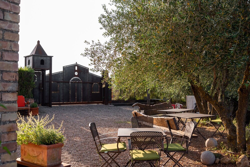 Country House Art and Garden