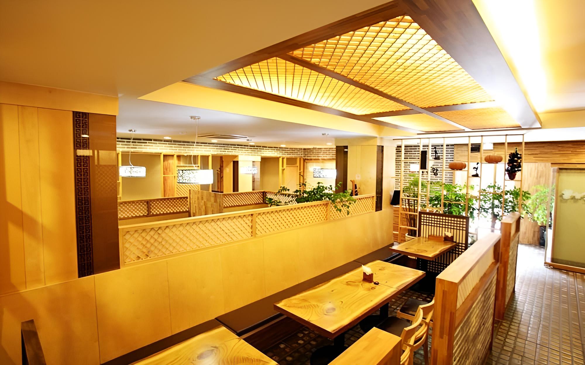 Onyang Herington Tourist Hotel