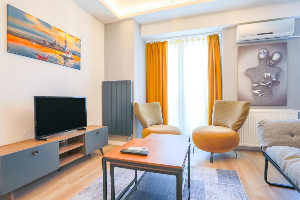 Comfy Flat 500 m to Uskudar Ferry Station