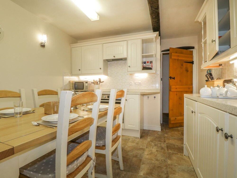 Ale Cottage