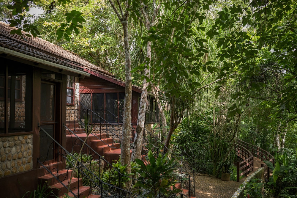 Sweet Songs Jungle Lodge, a Muy’Ono Resort
