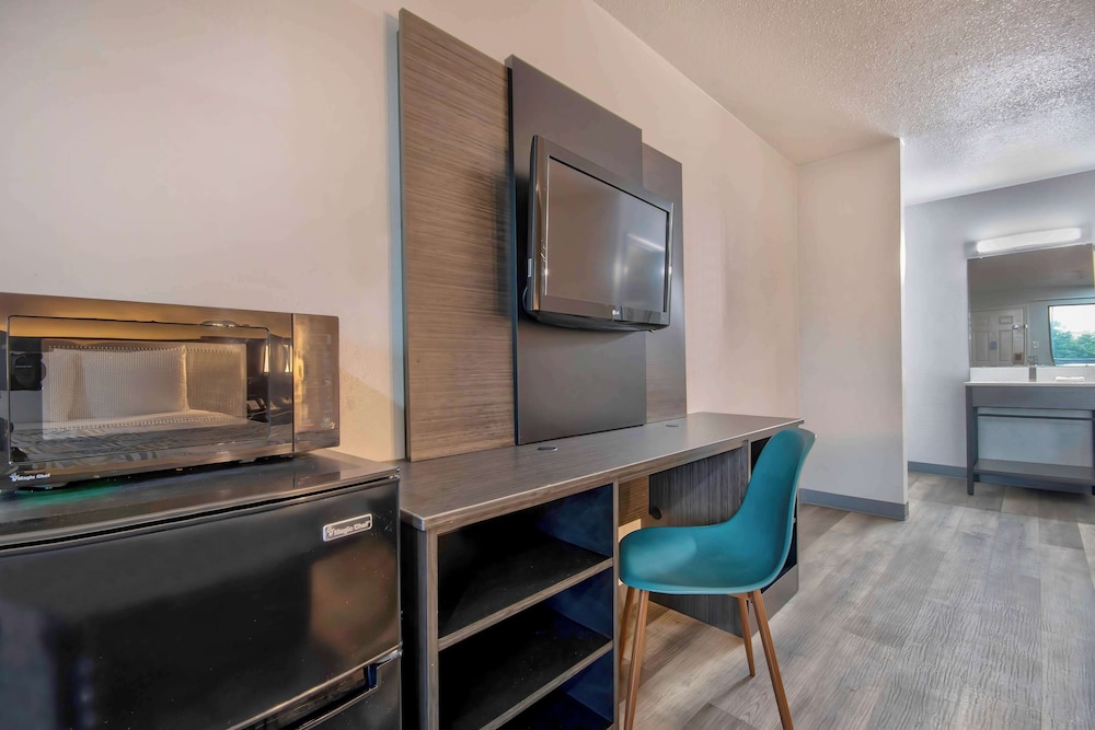 Motel 6 Texarkana, TX