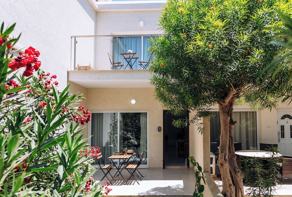 Procy-106 Venus Townhouse