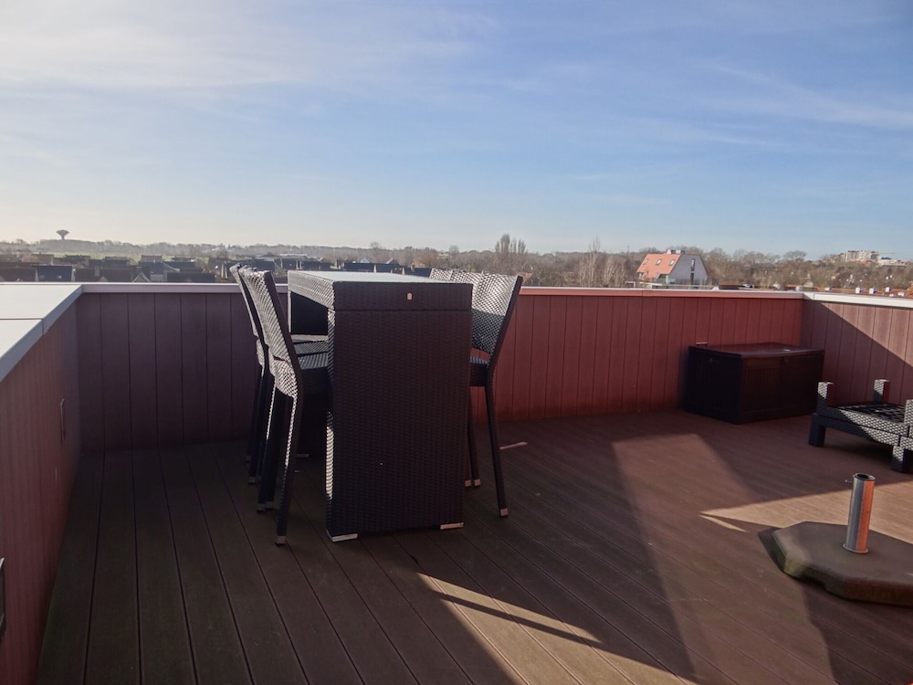 Apartment in Nieuwpoort With Terrace