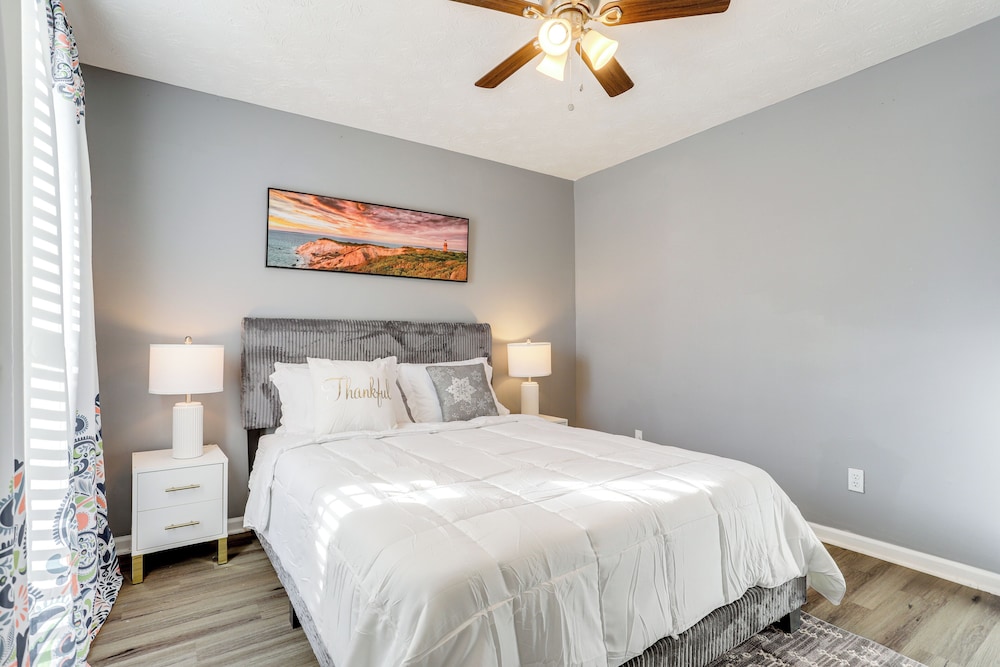 Close to Shopping: Pet-friendly Lawrenceville Home