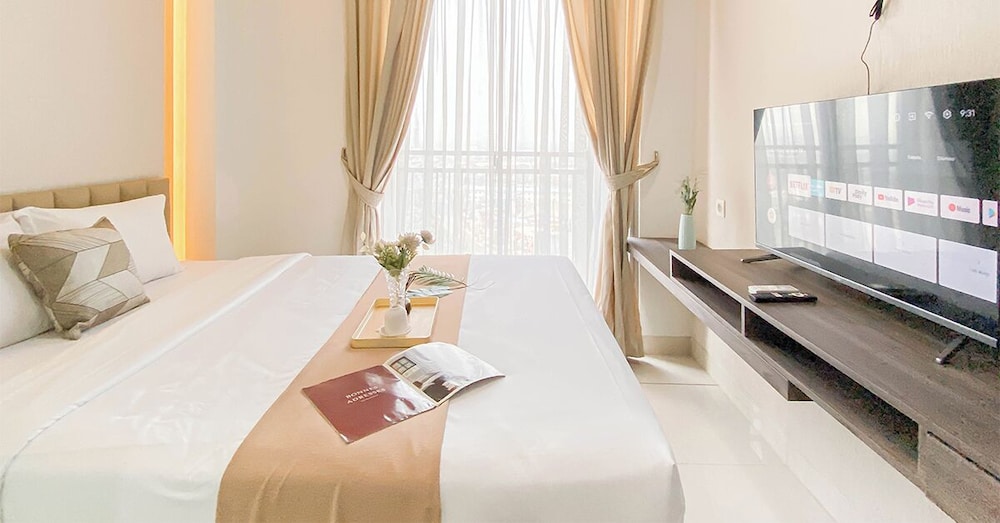 Brand New Studio Apartment at Springwood Residence