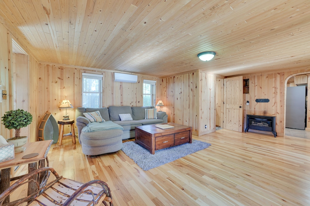 Lakefront Kalkaska Cottage w/ Fire Pit!
