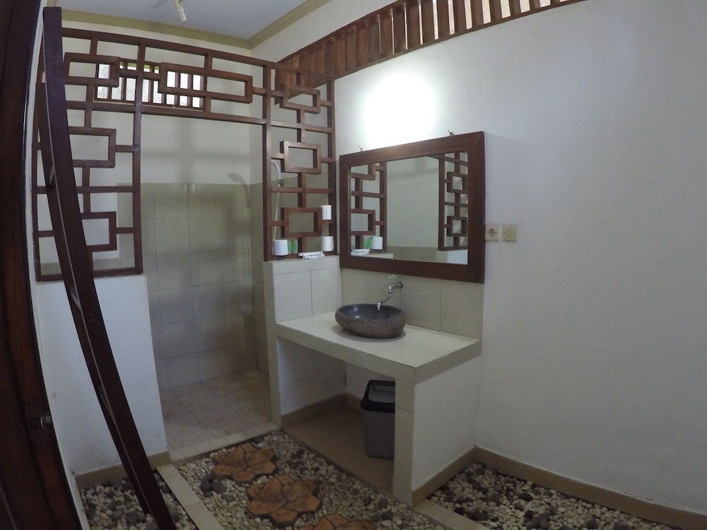 Gili Smile Bungalows