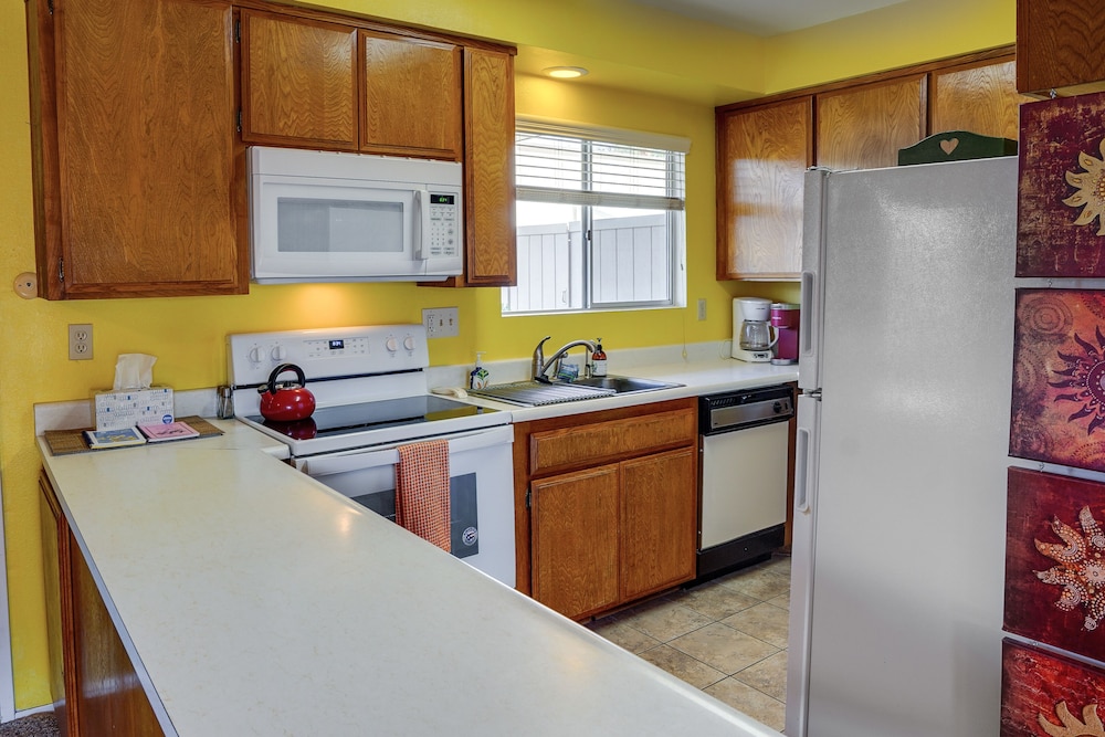 Borrego Springs Vacation Rental: Patio Gas Grill - Property Image 25
