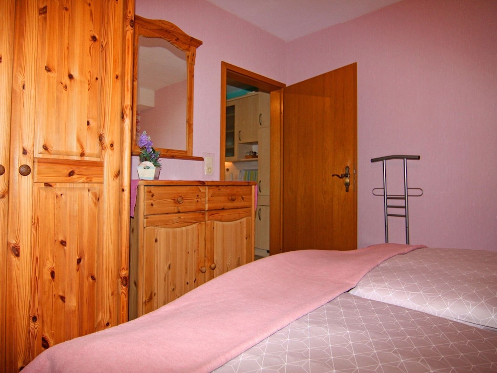 Apartment in Bsum With Garden
