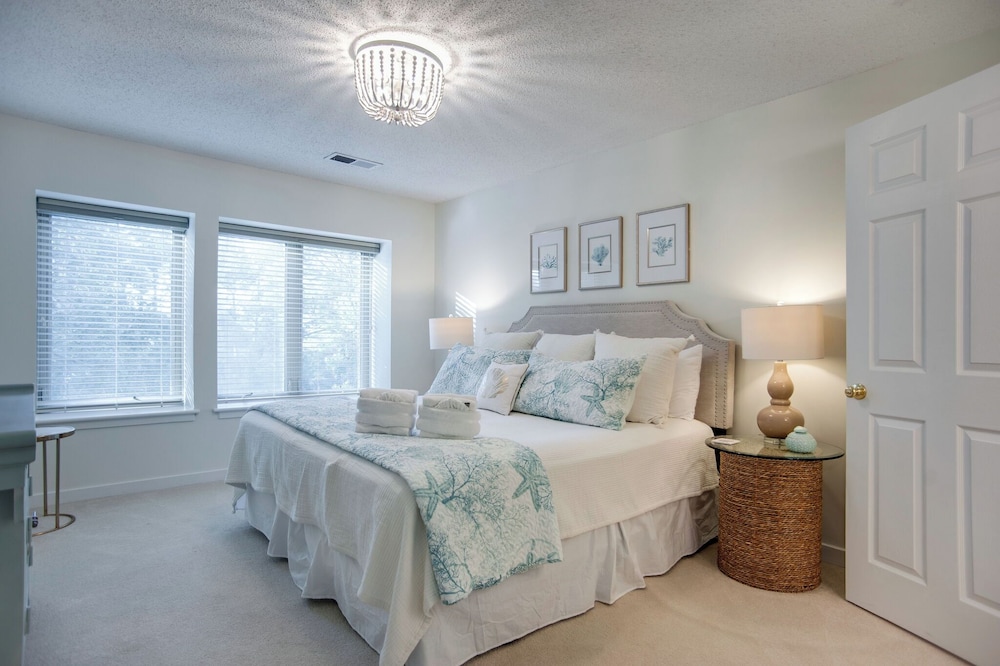 1738 Bluff Villas at The Sea Pines Resort