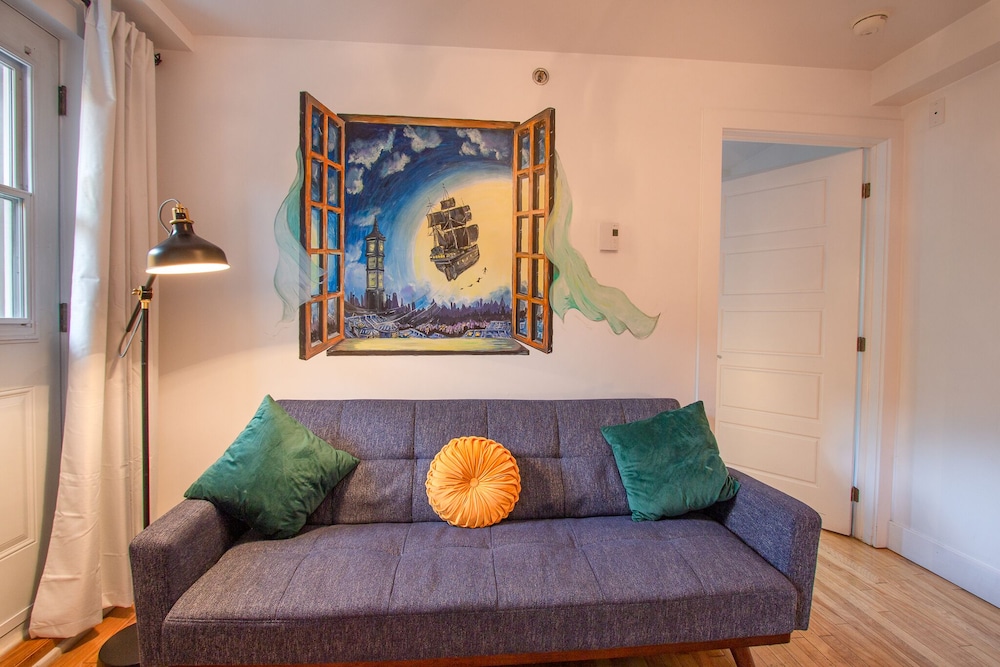 Unique Stays - 3690 St-Denis