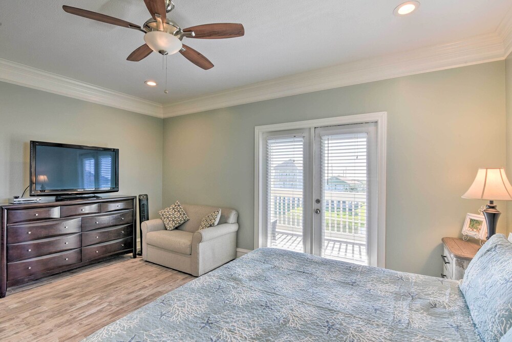 Galveston Resort House - Dazzling Bay Vistas! view 3