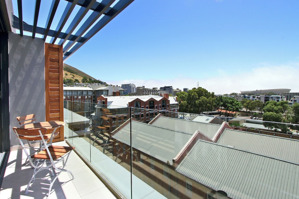Docklands Deluxe Apartments by ITC Hospitality