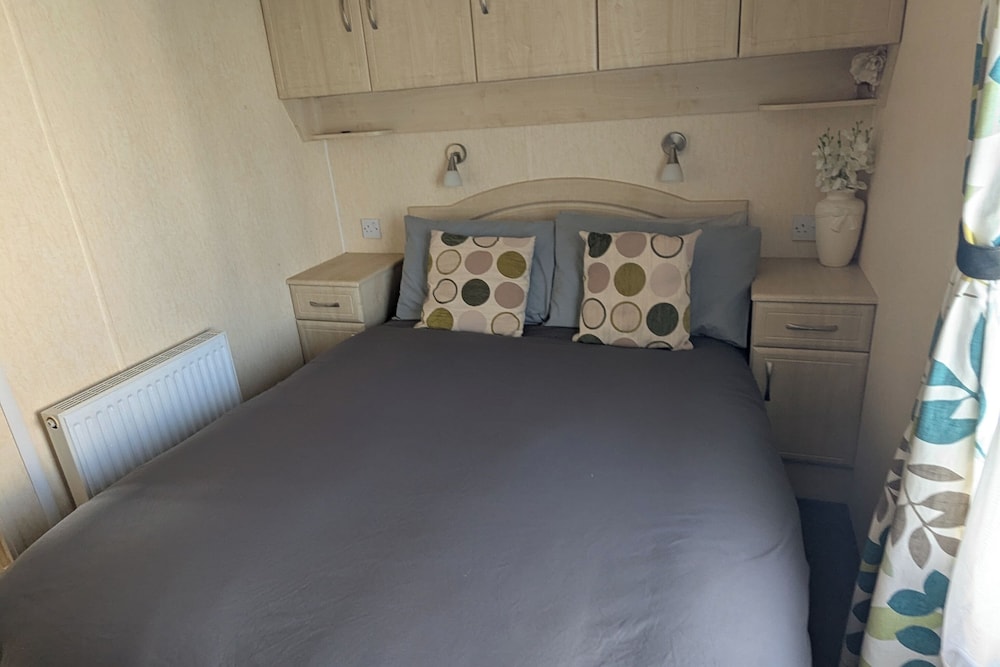 Beachcomber Cabin, Dog Friendly - Anderby Creek