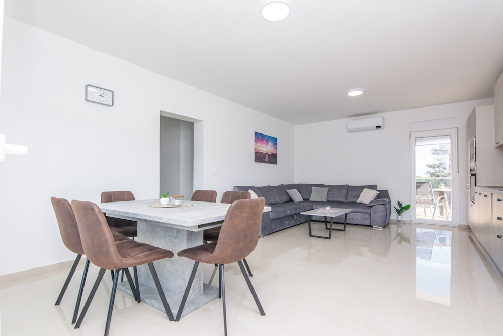Apartments Grabovickic