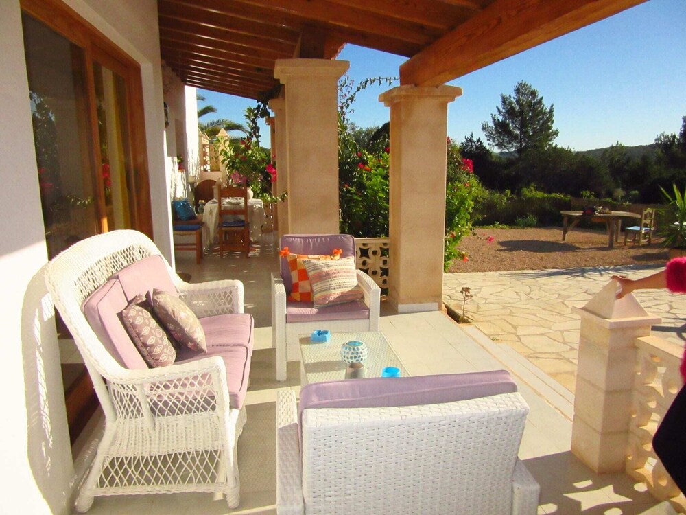 Belvilla by OYO Villa Estrella view 5