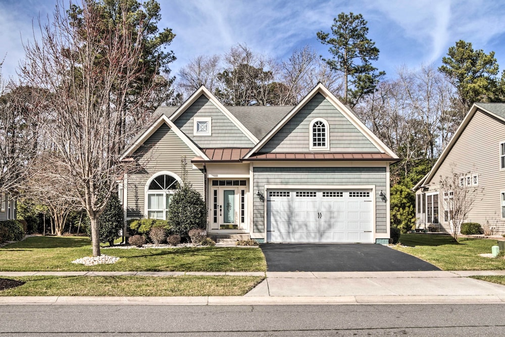 Near Bethany Beach: Family Home w/ Patio & BBQ view 4