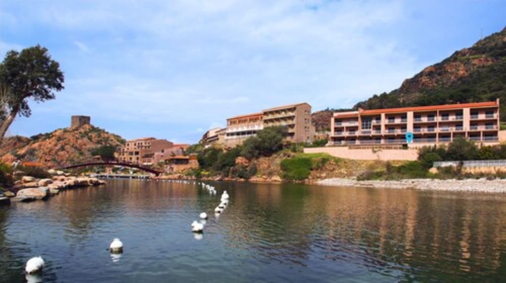 Résidence Hotelière Capu Seninu