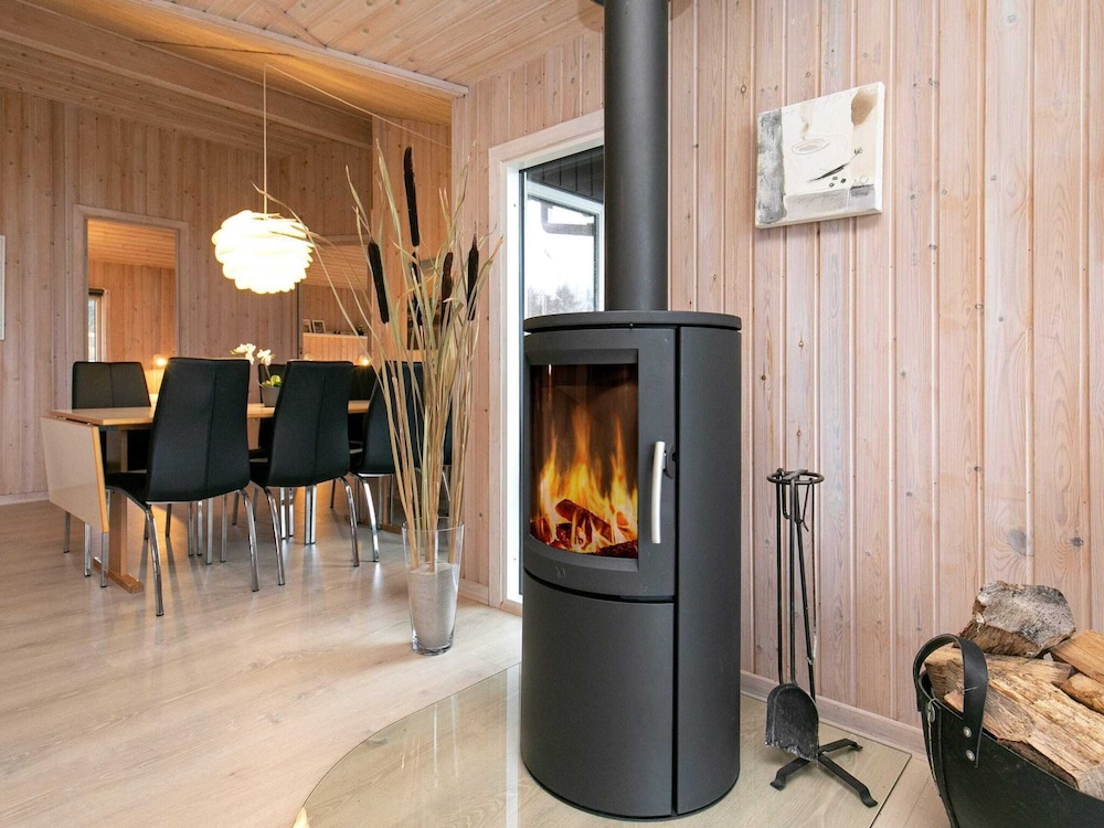 10 Person Holiday Home in Humble