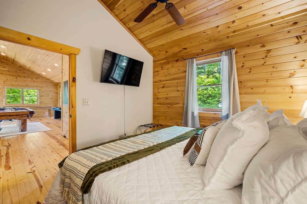 Eagle Nest Lodge Hot Tubs Mountain Views