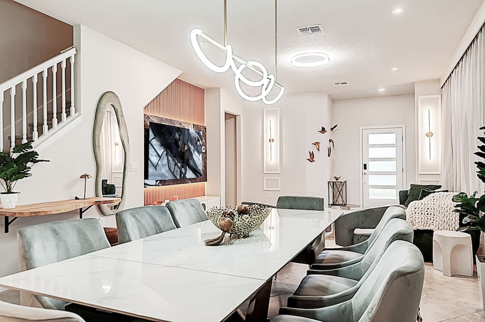 15975 Brand New 5BR Family House With Private Pool