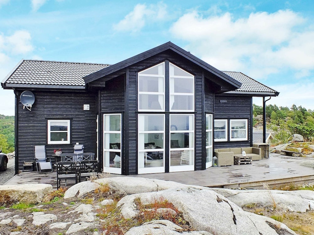 Holiday Home in Lyngdal