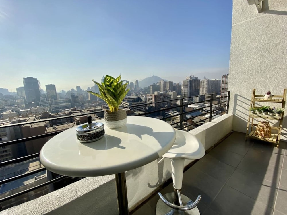 Loft Panoramic Home Office Laundry Pool Wifi