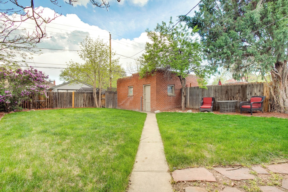 < 1 Mi to Washington Park: Denver Vacation Rental