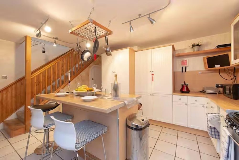 3bedroom Sleeps8 Parking Familyfriendly Nearexcel
