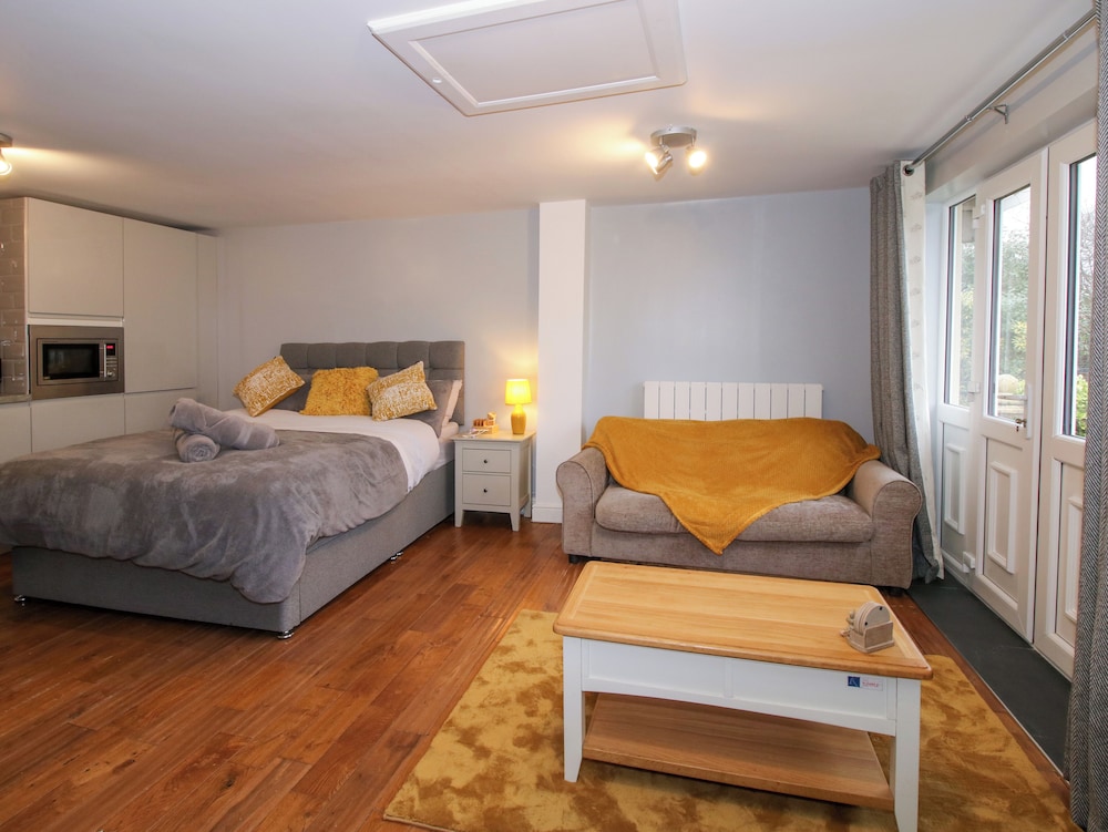 Spitfire Lodge